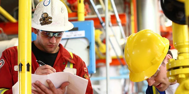 Kapan Masa Kedaluwarsa Safety Helmet Anda?